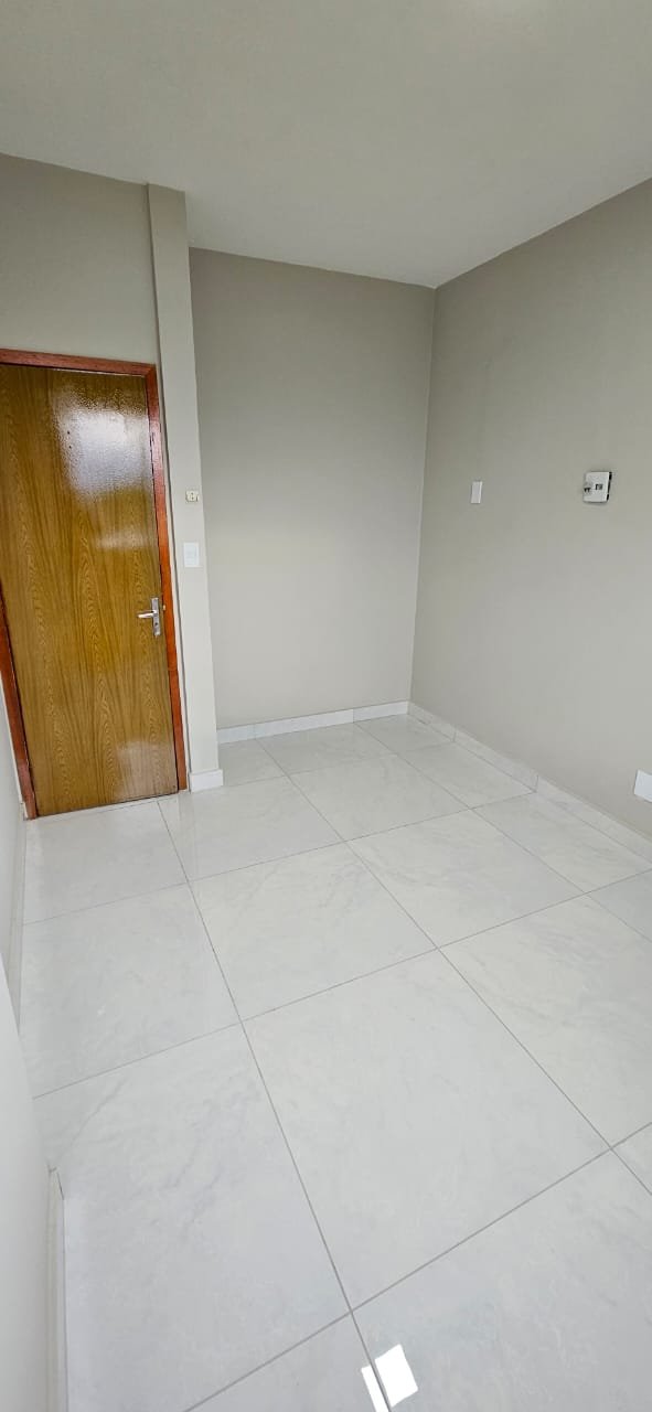 Apartamento atrás do shopping fórmula em Várzea Grande todo reformado
