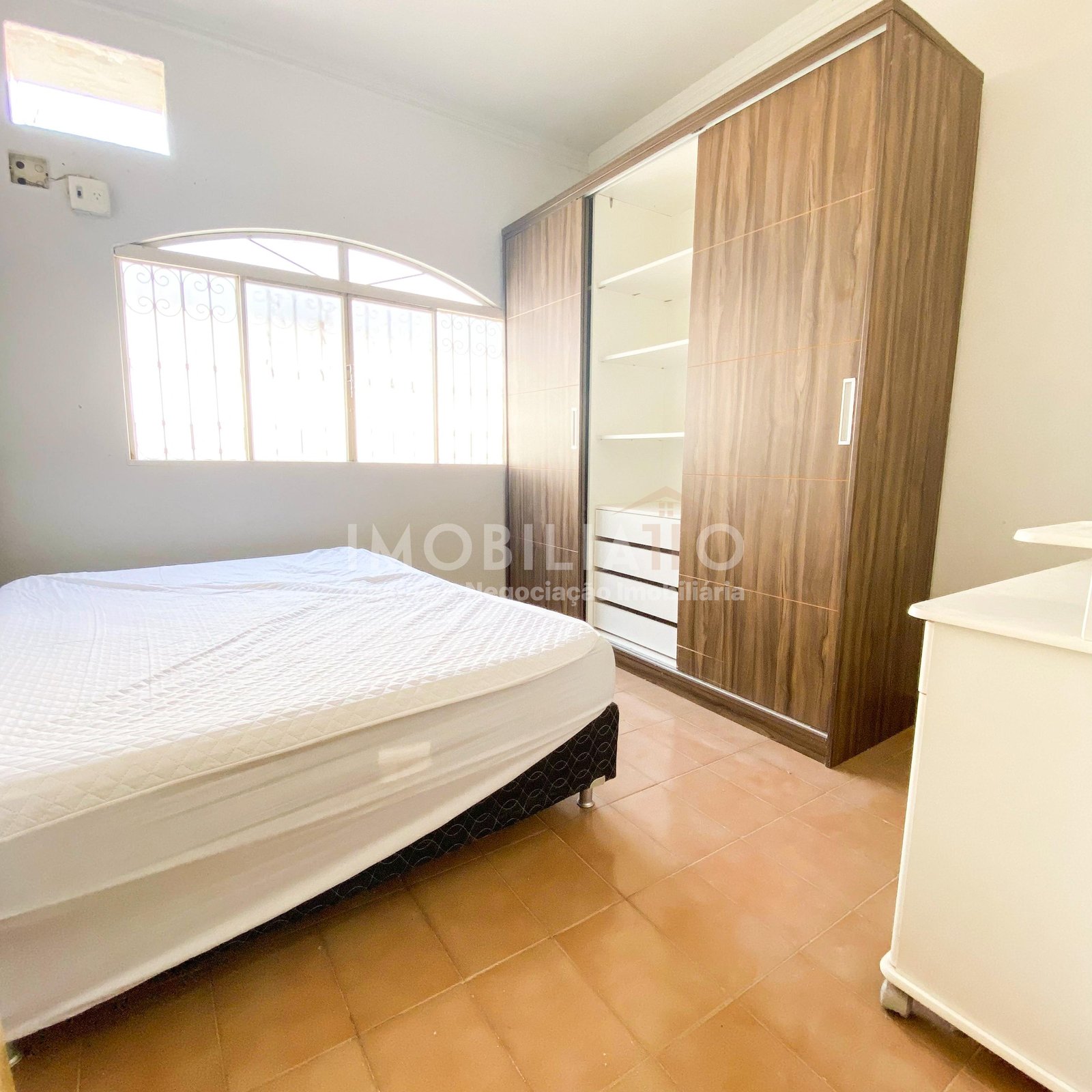 Casa à Venda no Jardim das Américas, Várzea Grande – 3 Quartos, 360m²