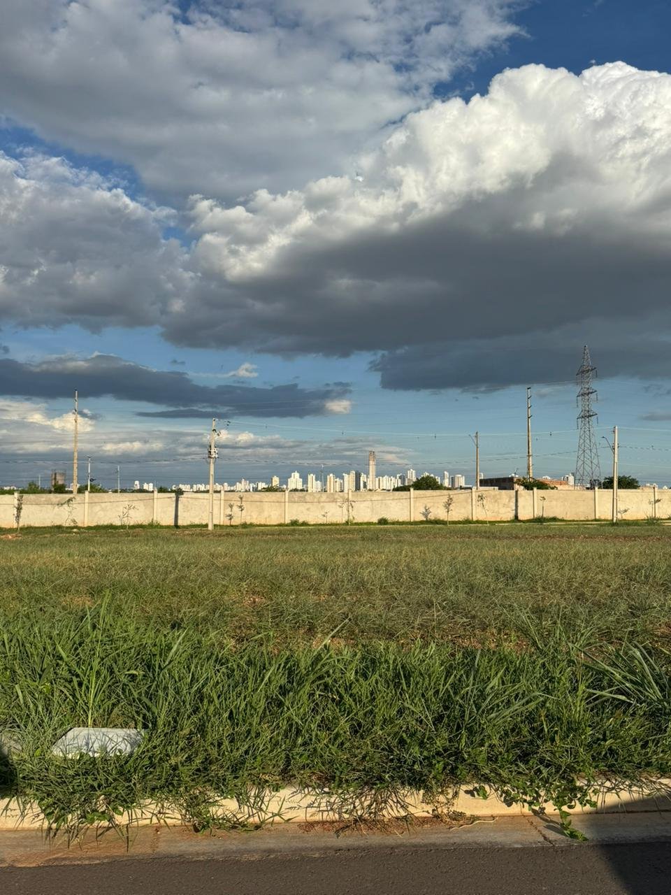 Terreno à venda no Ginco Florais Sevilha em Várzea Grande – 275m² em condomínio fechado