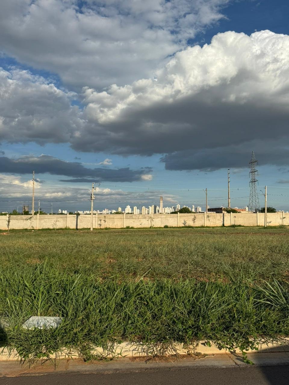Terreno à venda no Ginco Florais Sevilha em Várzea Grande – 275m² em condomínio fechado